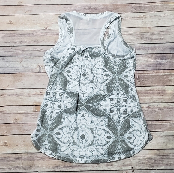 Calia Sports Tank - Picture 2 of 8